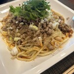 中国料理 旦 - 汁なし担々麺900円