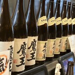 味楽 - 森伊蔵に魔王が沢山並んでる…空びん？