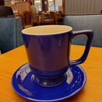 梅田 阪急三番街 リバーカフェ - マグカップくらいの大きなカップにたっぷりのエンジェルジャスミン