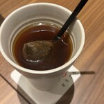 酒とやきとり とりごろ - 和紅茶▶︎アイスだけでなくホットも楽しめます。紅茶も国産で！