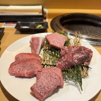 近江うし焼肉 にくTATSU 銀座店 - 