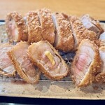 まさ竜 - レモンや種類豊富なお塩で頂く