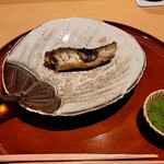 銀座 しのはら - きき鮎グランプリの焼き鮎