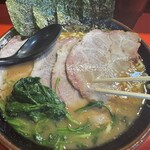 横浜ラーメン斎藤家 - 