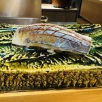 鮨shizuku 西天満 - どんちっちアジ