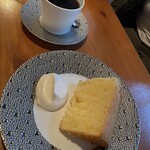 炭火焙煎珈琲・凛 - 