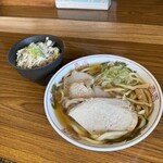 丸海 鳴海 - 元祖鳴海の中華とチャーマヨ丼