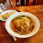 天髄飯店 - ラーメン
