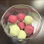 セブンイレブン - 料理写真:江崎グリコ アイスの実 ぶとうマスカット