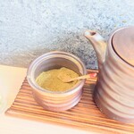 うな賀 - 山椒。