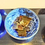 うな賀 - ビールにも合う、クセのない仕上げが素晴らしい。