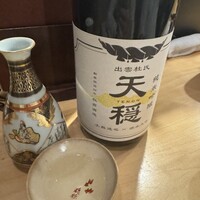 酒亭穂椋 - 日本酒 純米吟醸をぬる燗で。