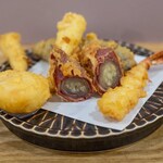 躻 - 2025.8 天ぷら盛り合わせ5種（1,600円）