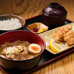 くまき食堂 - もつ煮唐揚げ定食