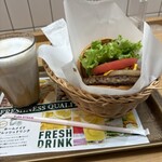 フレッシュネスバーガー - 料理写真: