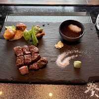 鉄板焼 葵 - 牛フィレ肉(100g)，じゃがいも，ジャーマンポテト，ししとう，レンコン