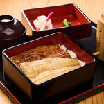 くまき食堂 - 紅白うな重　上