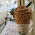 ショコラティエ マサール - ソフトクリーム(ショコラ)