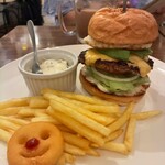 バーガーズカフェビーチ ストーリー - 