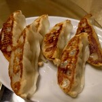 王府井 酒家 - 焼き餃子