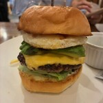 バーガーズカフェビーチ ストーリー - 