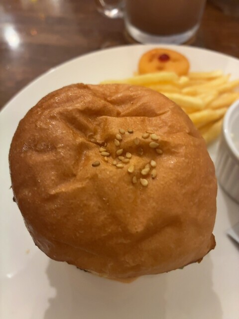 ビーチストーリー バーガーズカフェビーチ ストーリー （Burger's Cafe Beach