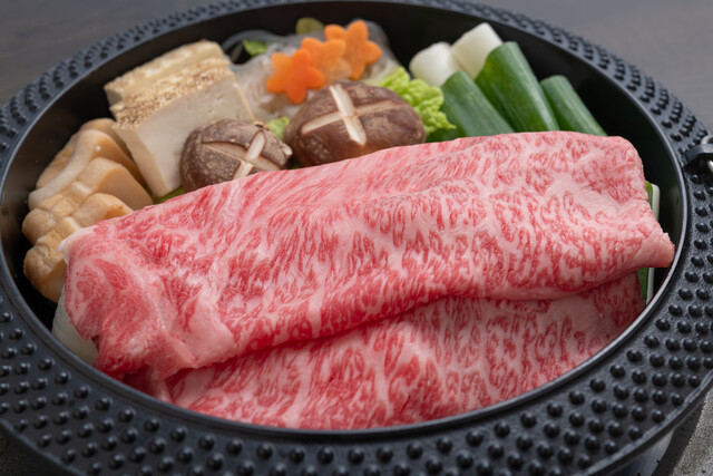 Sukiyaki Niku no Hiroshige Nishikichiba photo 2