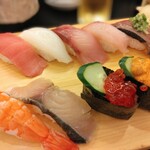 沼津魚がし鮨 - 特選握り2300円（税込）