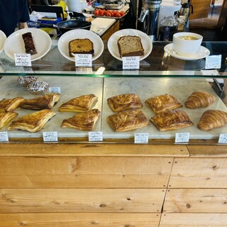 ゼブラ コーヒーアンドクロワッサン_1