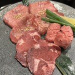 炭火焼肉 にく式 - 