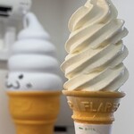 そふとくりーむ そふとくりーむ屋ななふく (@sapporo_nanafuku) • Instagram