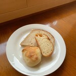 エコモレストラン - おかわり自由のパン