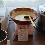 ベイクオーレ - わかめご飯、とろろ、白米