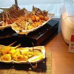 ベイクオーレ - 焼き鳥、焼きとうもろこし