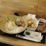 五島うどん びぜん家 - 