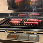 焼き処 肉と「」 - 
