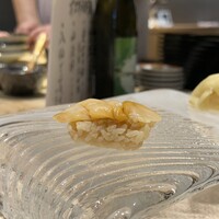 鮨 起承転結 - つぶ貝