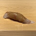 すが弥 - 白フエダイ　1週間熟成　塩して洗って 昆布締めよりうまみが強い