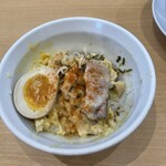 ラーメンにっこう - カスタマイズ鶏玉丼