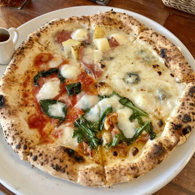 PIZZA SALVATORE CUOMO Daikanyama