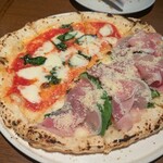 アダット マルヤマ - マルゲリータ＆生ハムのピザ