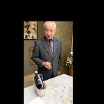 ラ・ロマネ 朝霞 - 質問するとワイン、シャトーの事を丁寧に解りやすく説明してくれます　（それでもわたくしにはかなり難しかったけど〜笑）　　byまみこまみこ