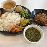 香織る - カレー２種盛りのダルバート