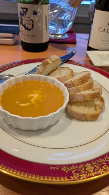 GLASS WINE BAR 霧花亭 - 釧路（ワインバー）