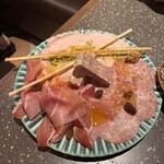 MONDAY VIBES COFFEE - 