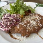 ヴィラデスト ガーデンファーム アンド ワイナリー - 信州豚肩ロース肉のカツレツ