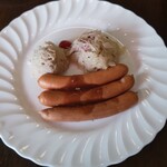 キッツビュール - フランクフルトとポテトとザワークラウト