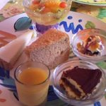 キャナリィ ロウ - 