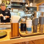 中華蕎麦 とみ田 - 卓上調味料