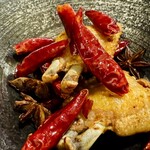 立呑み とだか - チキン (唐辛子とハッカク)
      2025年8月28日